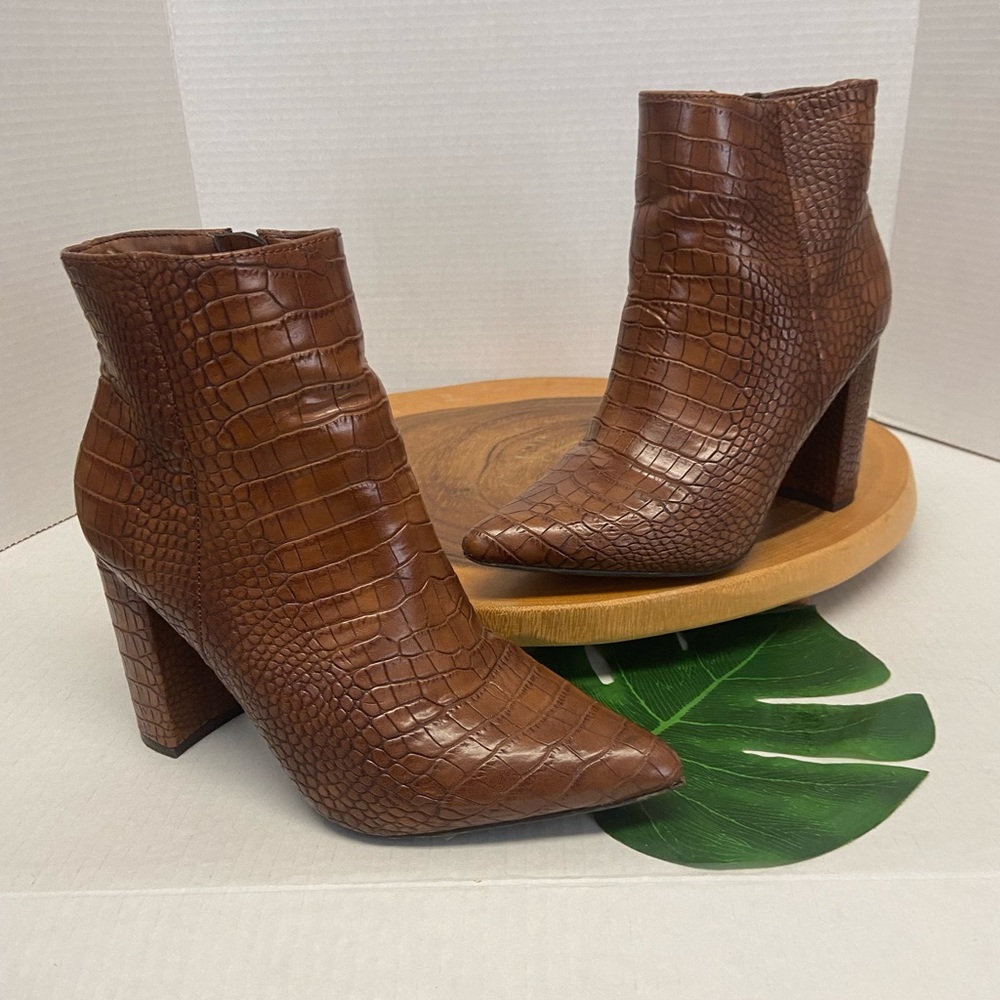 SHEIN Faux Gator Heeled Ankle Boots